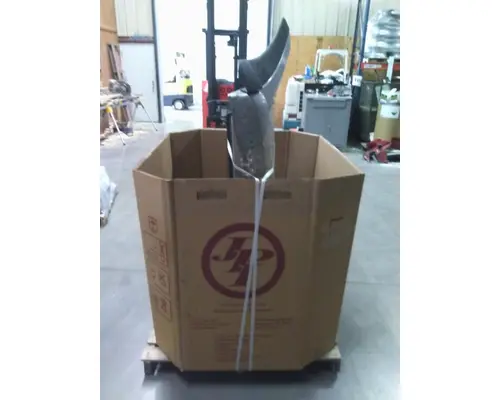 KENWORTH T680 CAB SKIRTSIDE FAIRING