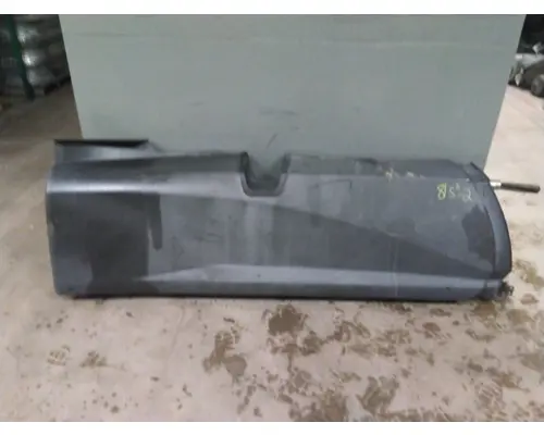 KENWORTH T680 CAB SKIRTSIDE FAIRING