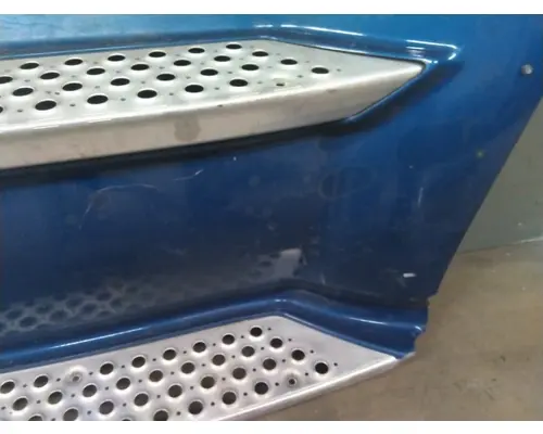 KENWORTH T680 CAB SKIRTSIDE FAIRING