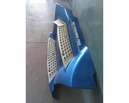 KENWORTH T680 CAB SKIRTSIDE FAIRING
