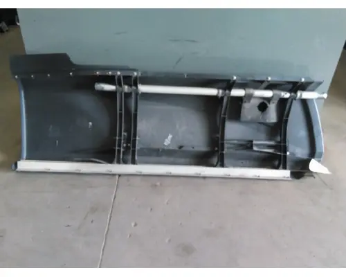 KENWORTH T680 CAB SKIRTSIDE FAIRING