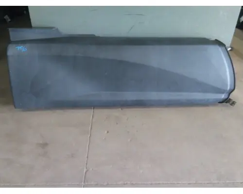 KENWORTH T680 CAB SKIRTSIDE FAIRING