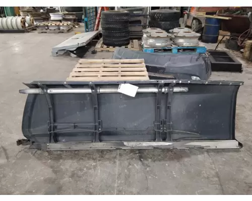 KENWORTH T680 CAB SKIRTSIDE FAIRING
