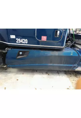 KENWORTH T680 CAB SKIRT/SIDE FAIRING