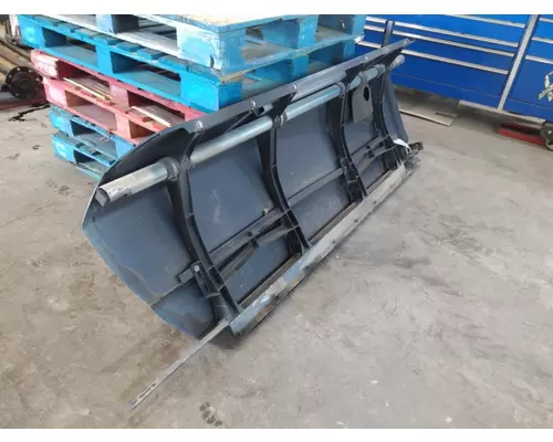 KENWORTH T680 CAB SKIRTSIDE FAIRING