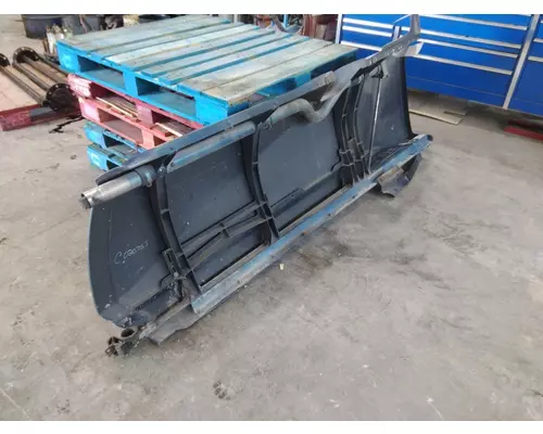 KENWORTH T680 CAB SKIRTSIDE FAIRING