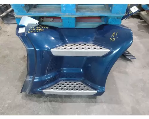 KENWORTH T680 CAB SKIRTSIDE FAIRING