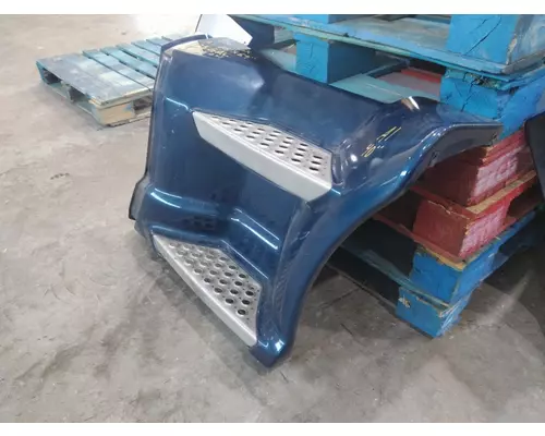 KENWORTH T680 CAB SKIRTSIDE FAIRING