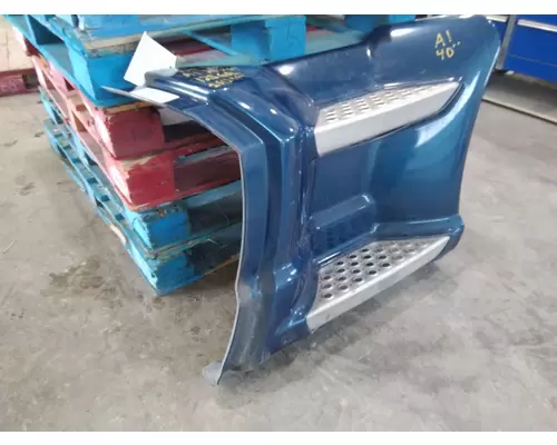 KENWORTH T680 CAB SKIRTSIDE FAIRING