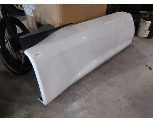 KENWORTH T680 CAB SKIRTSIDE FAIRING