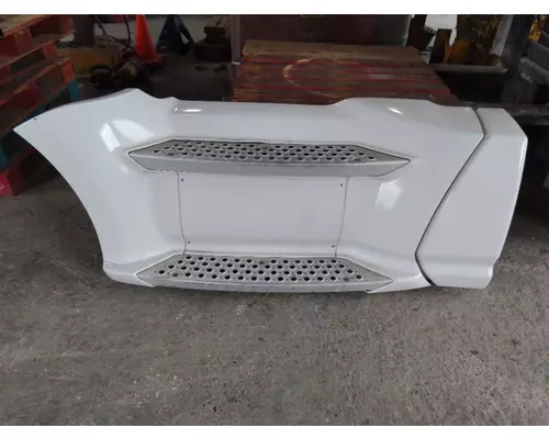 KENWORTH T680 CAB SKIRTSIDE FAIRING