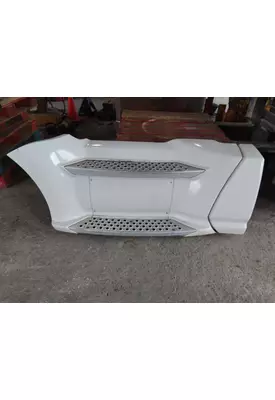 KENWORTH T680 CAB SKIRT/SIDE FAIRING