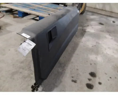 KENWORTH T680 CAB SKIRTSIDE FAIRING