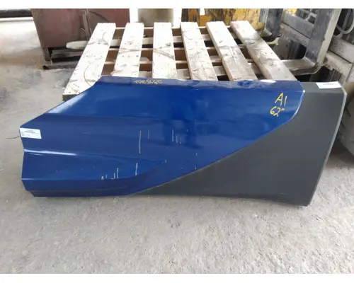 KENWORTH T680 CAB SKIRTSIDE FAIRING