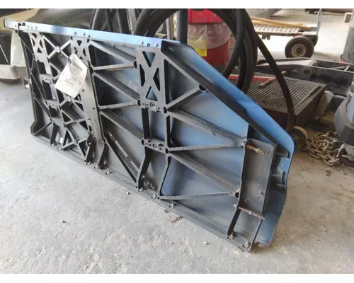 KENWORTH T680 CAB SKIRTSIDE FAIRING