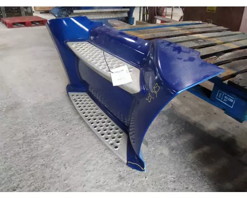 KENWORTH T680 CAB SKIRTSIDE FAIRING