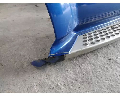 KENWORTH T680 CAB SKIRTSIDE FAIRING