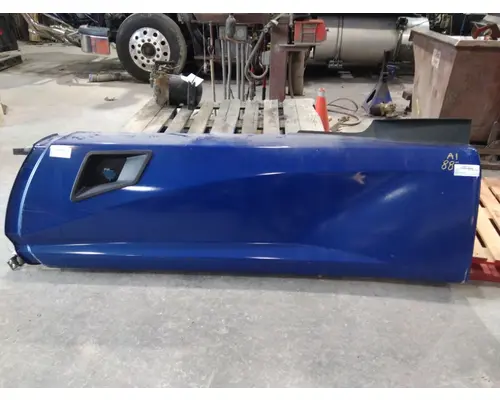 KENWORTH T680 CAB SKIRTSIDE FAIRING