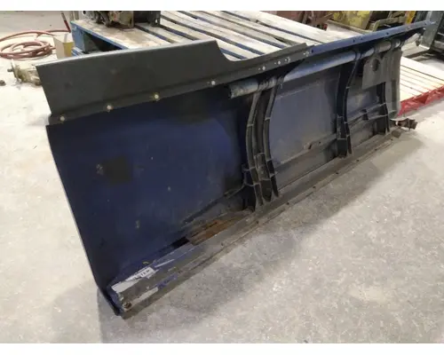 KENWORTH T680 CAB SKIRTSIDE FAIRING