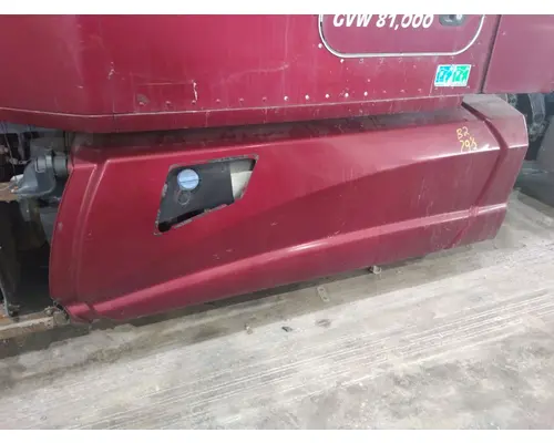 KENWORTH T680 CAB SKIRTSIDE FAIRING