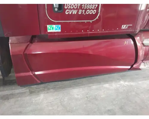 KENWORTH T680 CAB SKIRTSIDE FAIRING
