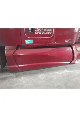 KENWORTH T680 CAB SKIRT/SIDE FAIRING