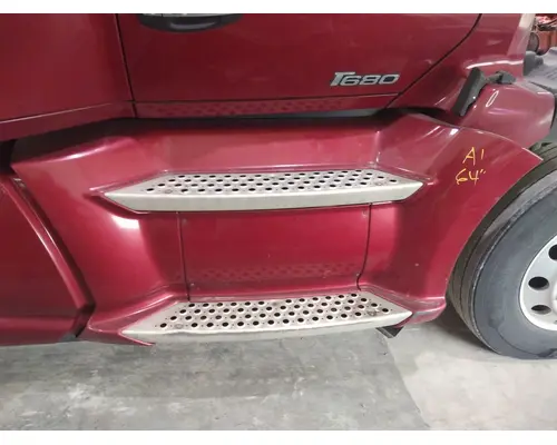 KENWORTH T680 CAB SKIRTSIDE FAIRING