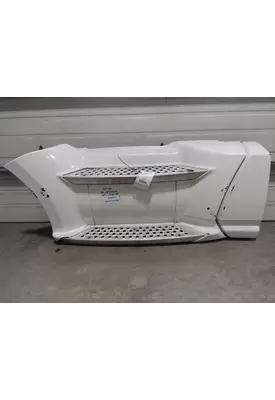 KENWORTH T680 CAB SKIRT/SIDE FAIRING