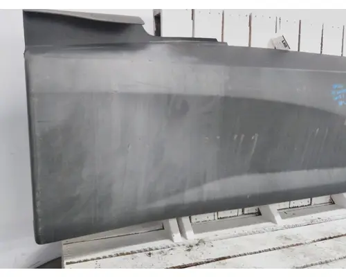 KENWORTH T680 CAB SKIRTSIDE FAIRING