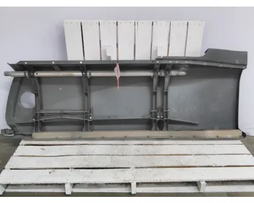 KENWORTH T680 CAB SKIRTSIDE FAIRING