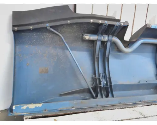 KENWORTH T680 CAB SKIRTSIDE FAIRING