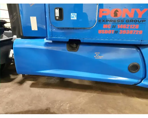 KENWORTH T680 CAB SKIRTSIDE FAIRING