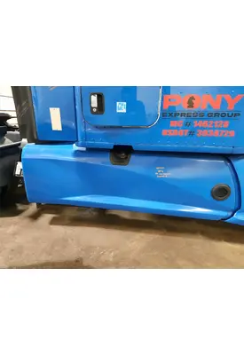 KENWORTH T680 CAB SKIRT/SIDE FAIRING