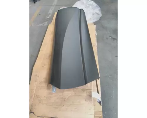 KENWORTH T680 CAB SKIRTSIDE FAIRING
