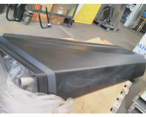 KENWORTH T680 CAB SKIRTSIDE FAIRING
