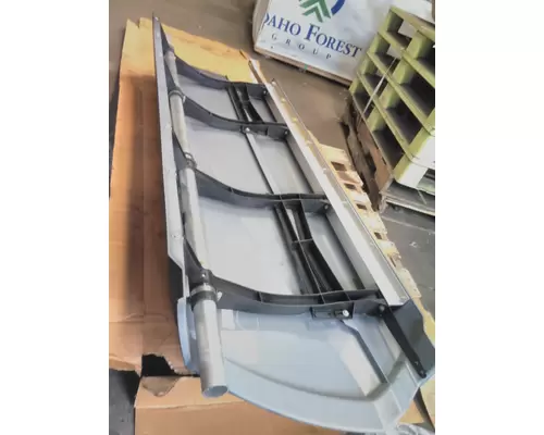 KENWORTH T680 CAB SKIRTSIDE FAIRING