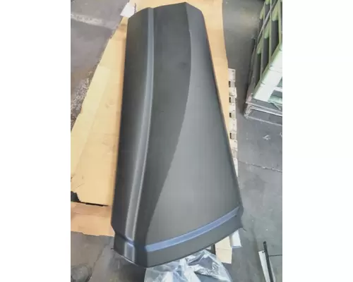 KENWORTH T680 CAB SKIRTSIDE FAIRING