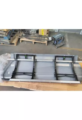 KENWORTH T680 CAB SKIRT/SIDE FAIRING