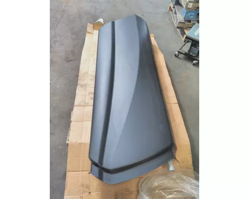 KENWORTH T680 CAB SKIRTSIDE FAIRING