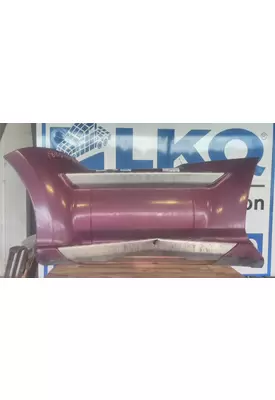 KENWORTH T680 CAB SKIRT/SIDE FAIRING