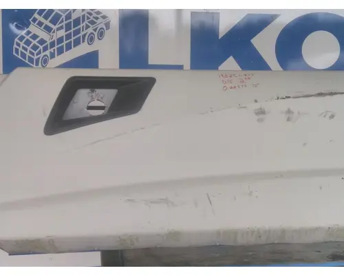 KENWORTH T680 CAB SKIRTSIDE FAIRING