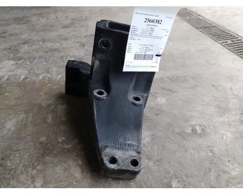 KENWORTH T680 CAB SUPPORT