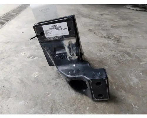 KENWORTH T680 CAB SUPPORT