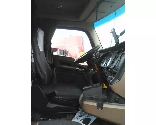 KENWORTH T680 CAB