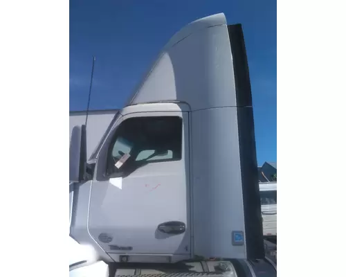 KENWORTH T680 CAB