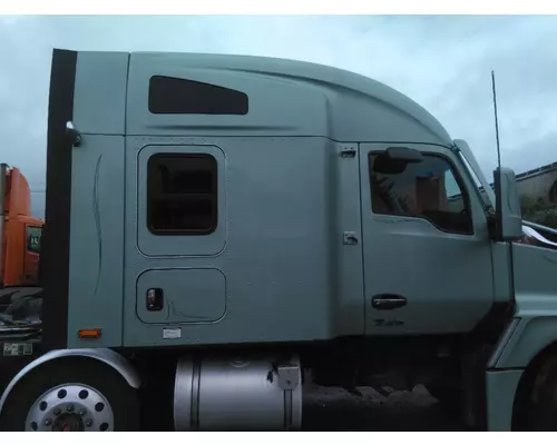 KENWORTH T680 CAB
