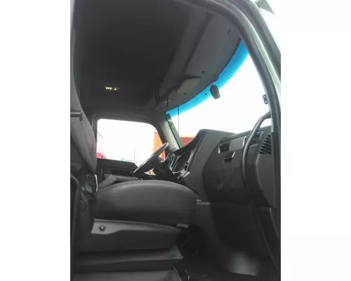 KENWORTH T680 CAB