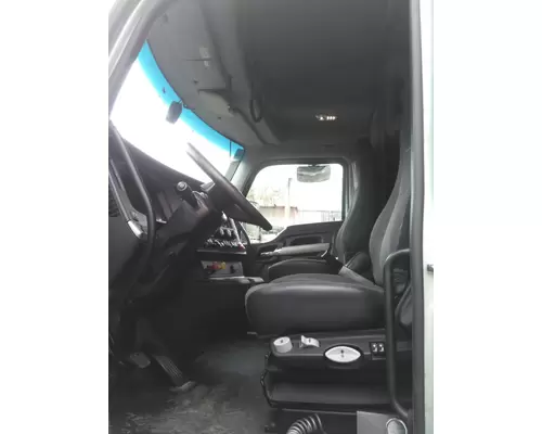 KENWORTH T680 CAB