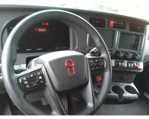 KENWORTH T680 CAB