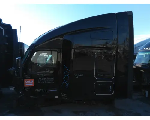 KENWORTH T680 CAB